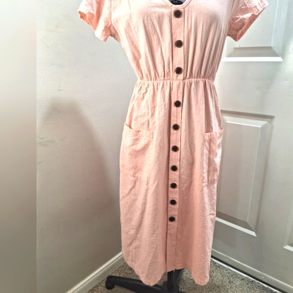 Angashion Pale Pink Dress W/Faux button front Size Small - Picture 2 of 7